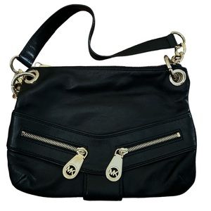 EUC Authentic Michael Kors black leather shoulder bag w GHW. Comes w dust bag